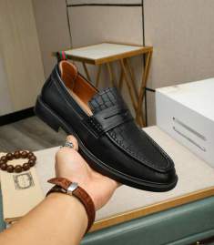 Picture of Gucci Shoes _SKUGuccisz38-44h10297629